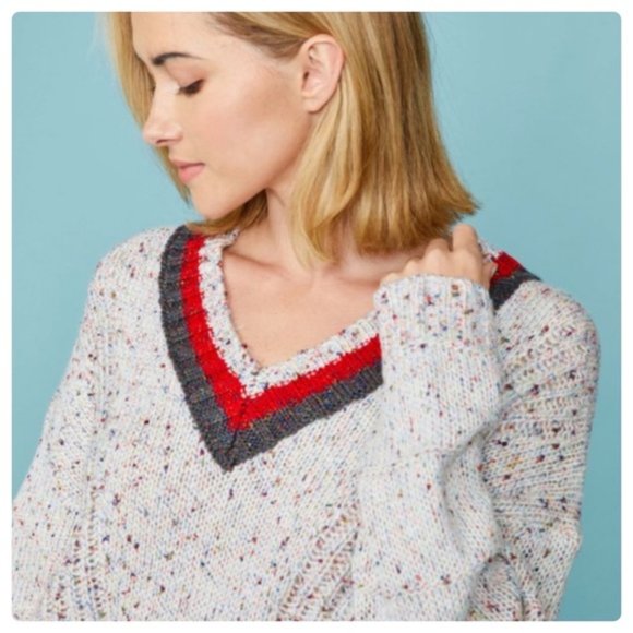 1 NEW IVORY V-NECK Sweaters VERY WARM AND great for the Christmas Holiday - Picture 2 of 4